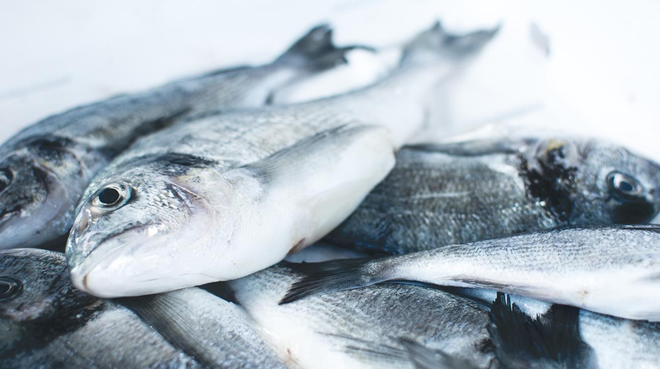 Как чистить рыбу: эксперты поделились секретами