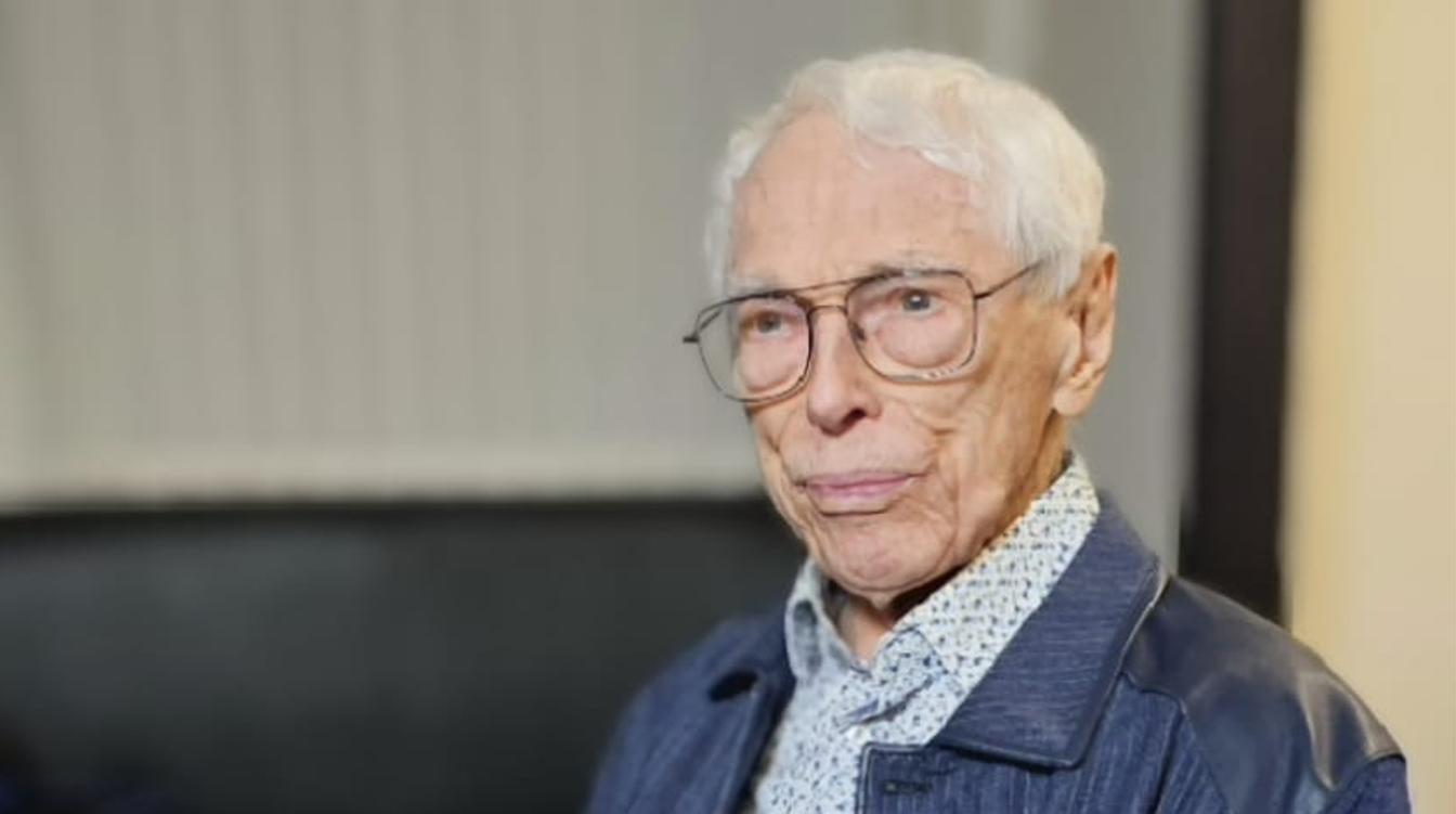 Доступно абсолютно всем: 97-летний Зацепин рассекретил простой рецепт долголетия
