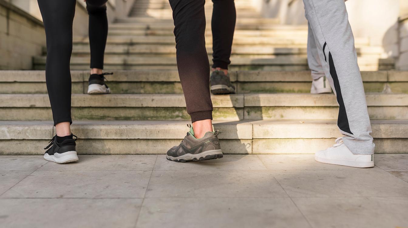 Чем полезны пешие прогулки: начать с 5000 шагов